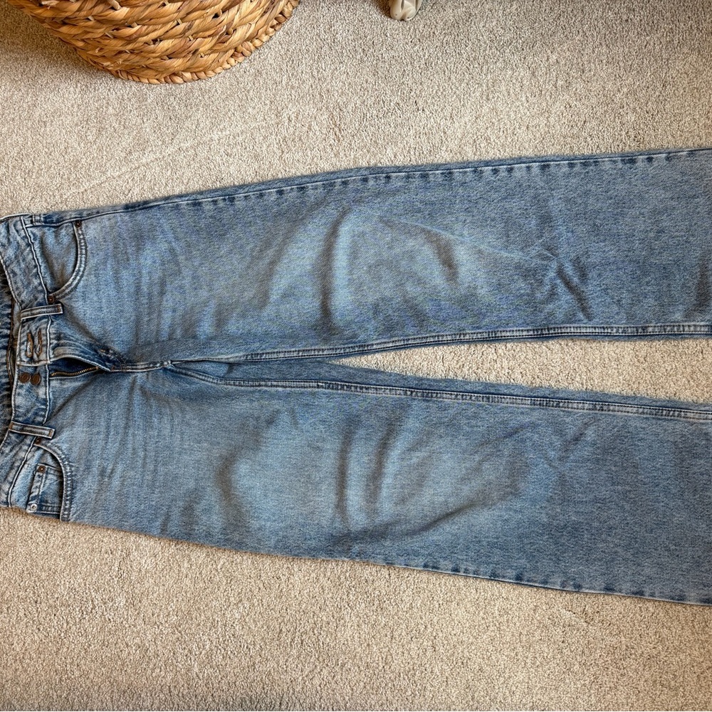 Women’s Levi’s Low rise 26x32